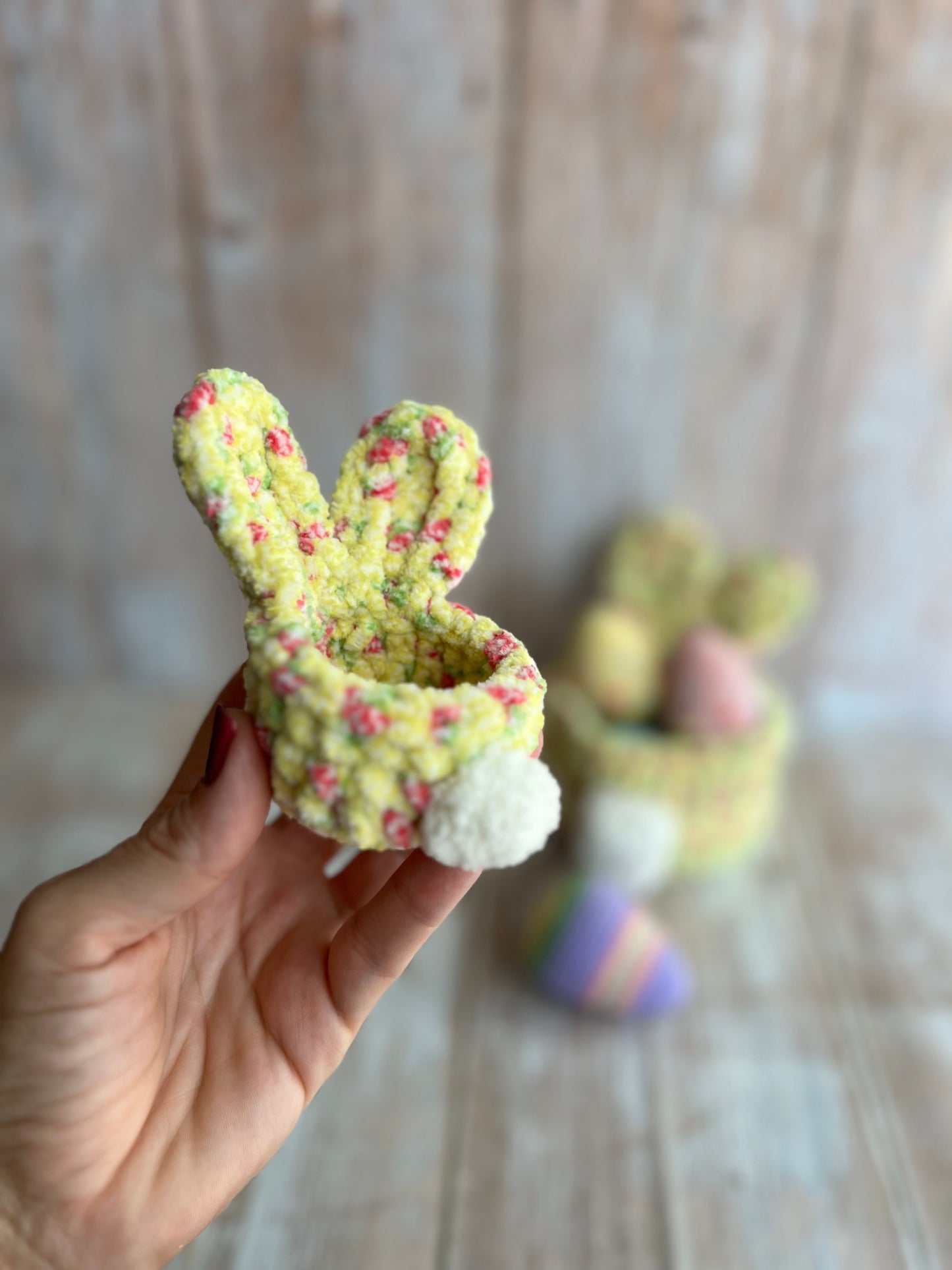 Crocheted Easter Bunny Egg Holder, Handmade Plush Bunny Egg Holder – Soft Easter Decoration with Pom-Pom Tail, Unique, Handmade, Readymade