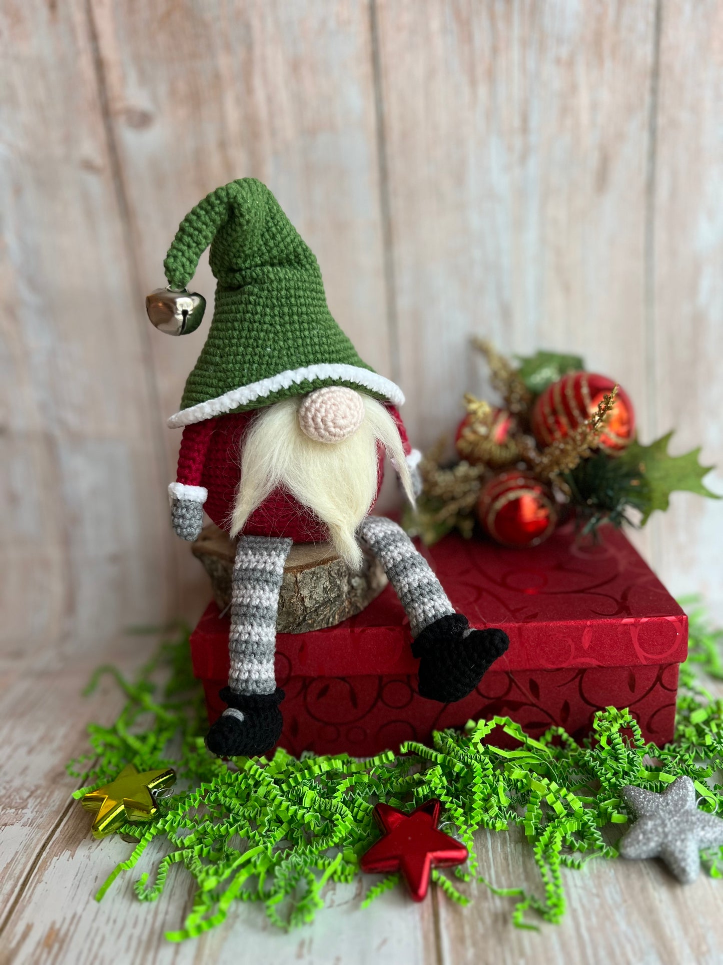 Merry Mistletoe Christmas Gnome
Holiday Gnome - Merry Mistletoe Edition, Festive Christmas Gnome, Whimsical Gnome for Holiday Decor, Christmas Charm and Cheer