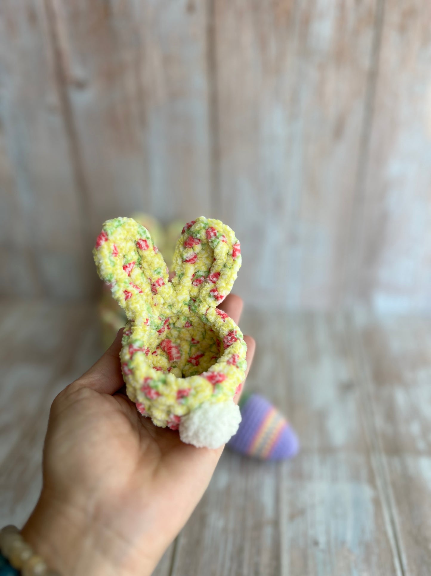 Crocheted Easter Bunny Egg Holder, Handmade Plush Bunny Egg Holder – Soft Easter Decoration with Pom-Pom Tail, Unique, Handmade, Readymade