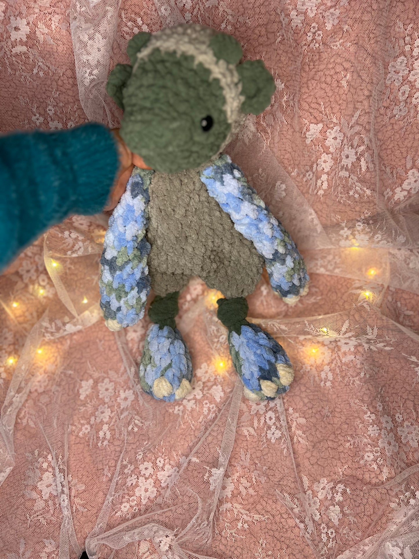 Crochet Yves Yeti Snuggler, Handmade Lovey, Handcrafted Snuggler, Adorable Nursery Decor, Artisan Crochet Toys, Artisanal Baby Shower Presents,