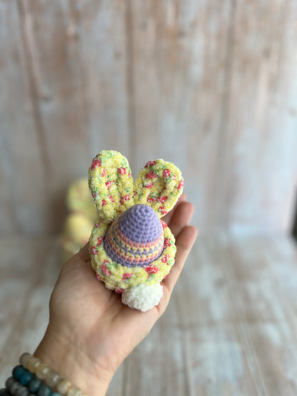 Crocheted Easter Bunny Egg Holder, Handmade Plush Bunny Egg Holder – Soft Easter Decoration with Pom-Pom Tail, Unique, Handmade, Readymade