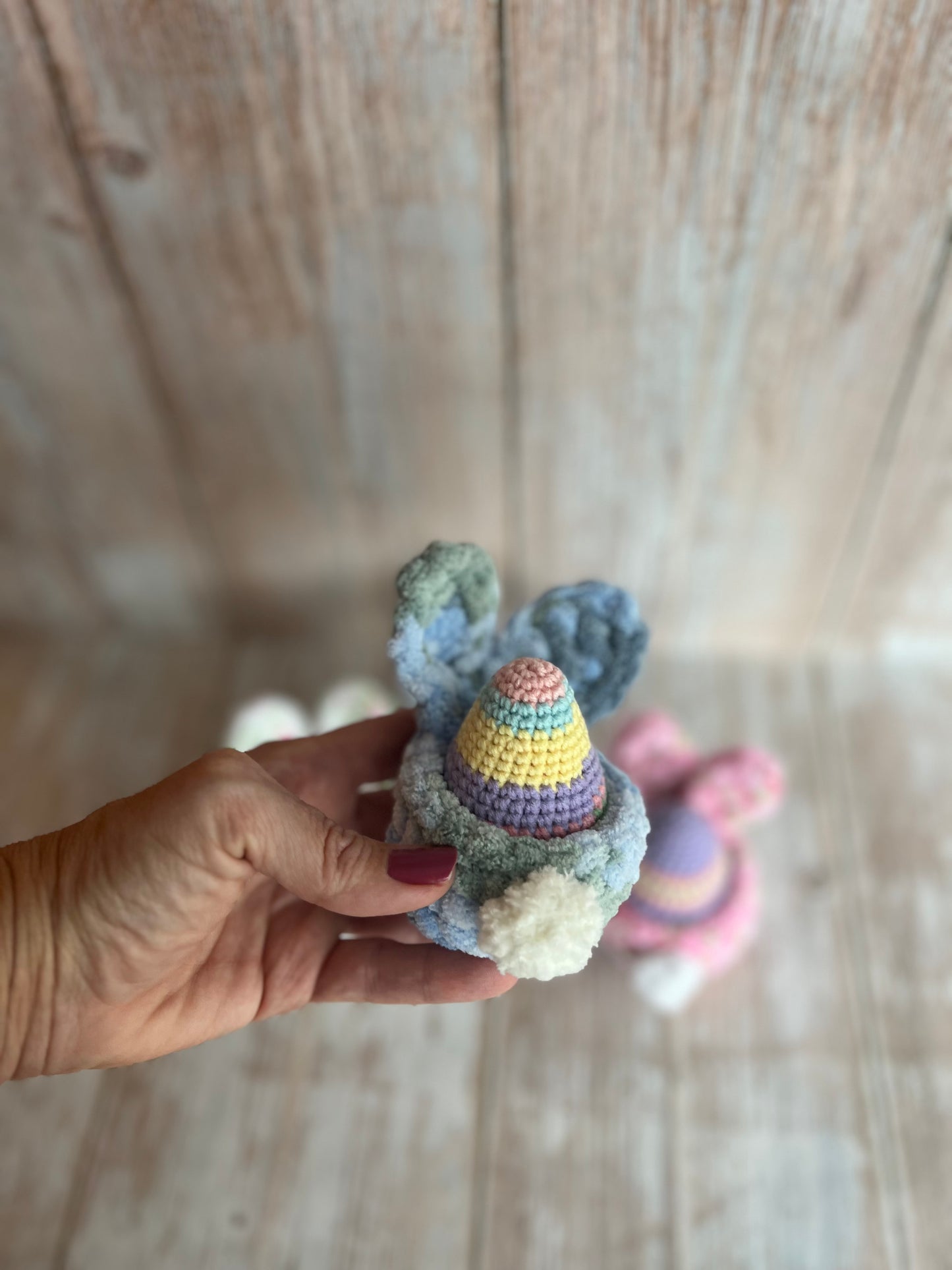 Crocheted Easter Bunny Egg Holder, Handmade Plush Bunny Egg Holder – Soft Easter Decoration with Pom-Pom Tail, Unique, Handmade, Readymade