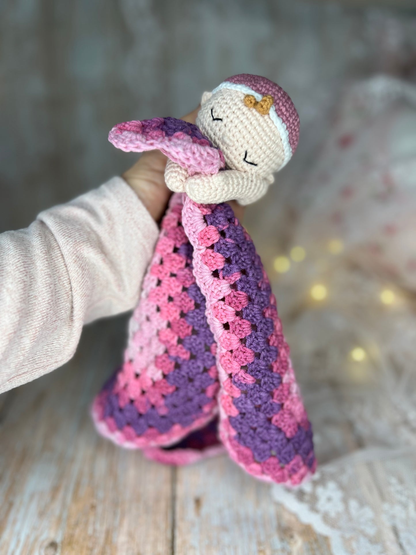 Little Baby Lovey Blanket, Handmade Lovey, Readymade, Handcrafted Snuggler, Handmade Toys, Custom Baby Gifts, Artisan Crochet Toys, Artisanal Baby Shower Presents