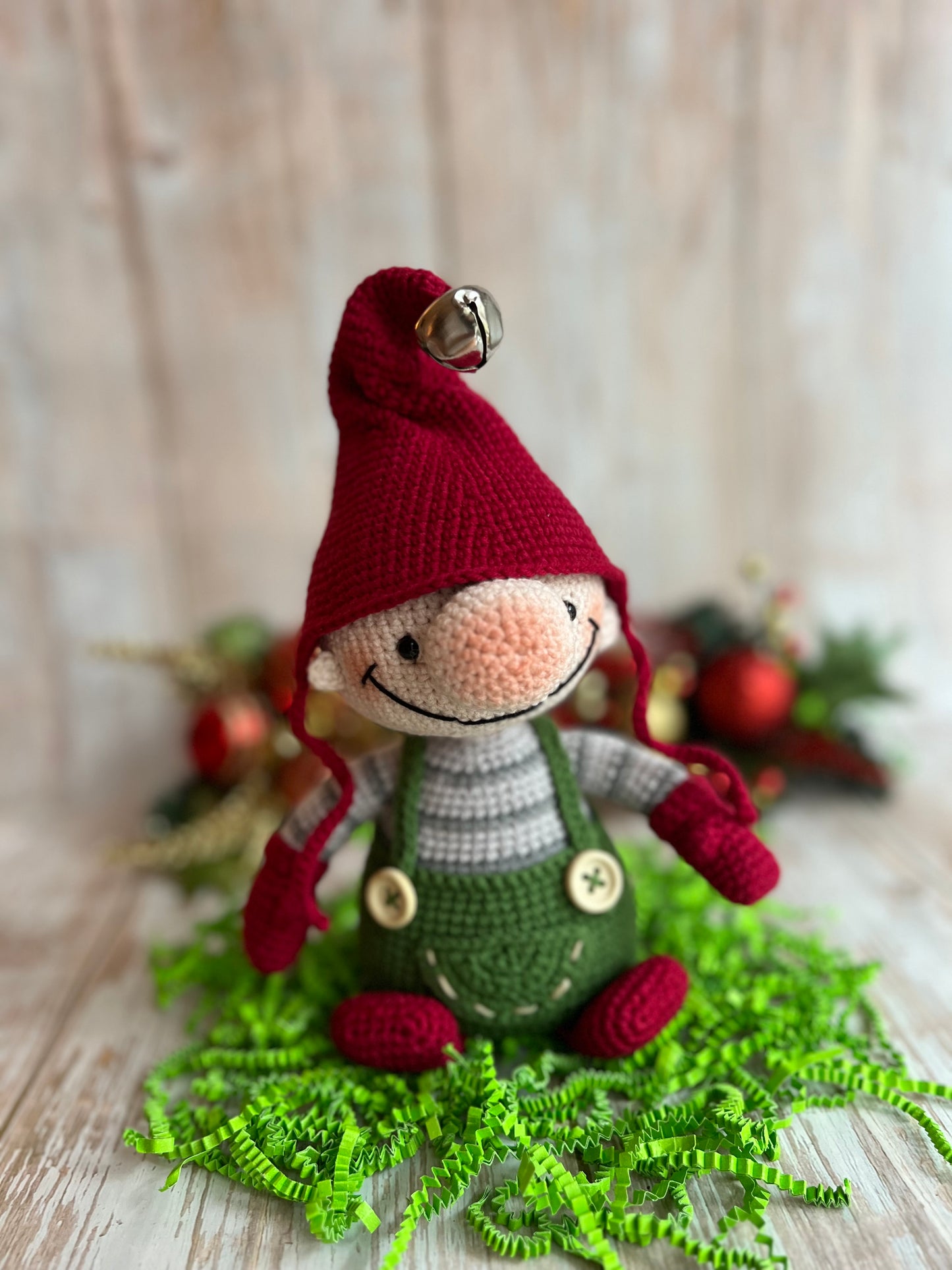 Christmas Gnome, Handmade Knitted Christmas Ornament, Amigurumi Crochet Doll, Ready Made, Adorable Crochet Christmas Gnome for Festive Decor