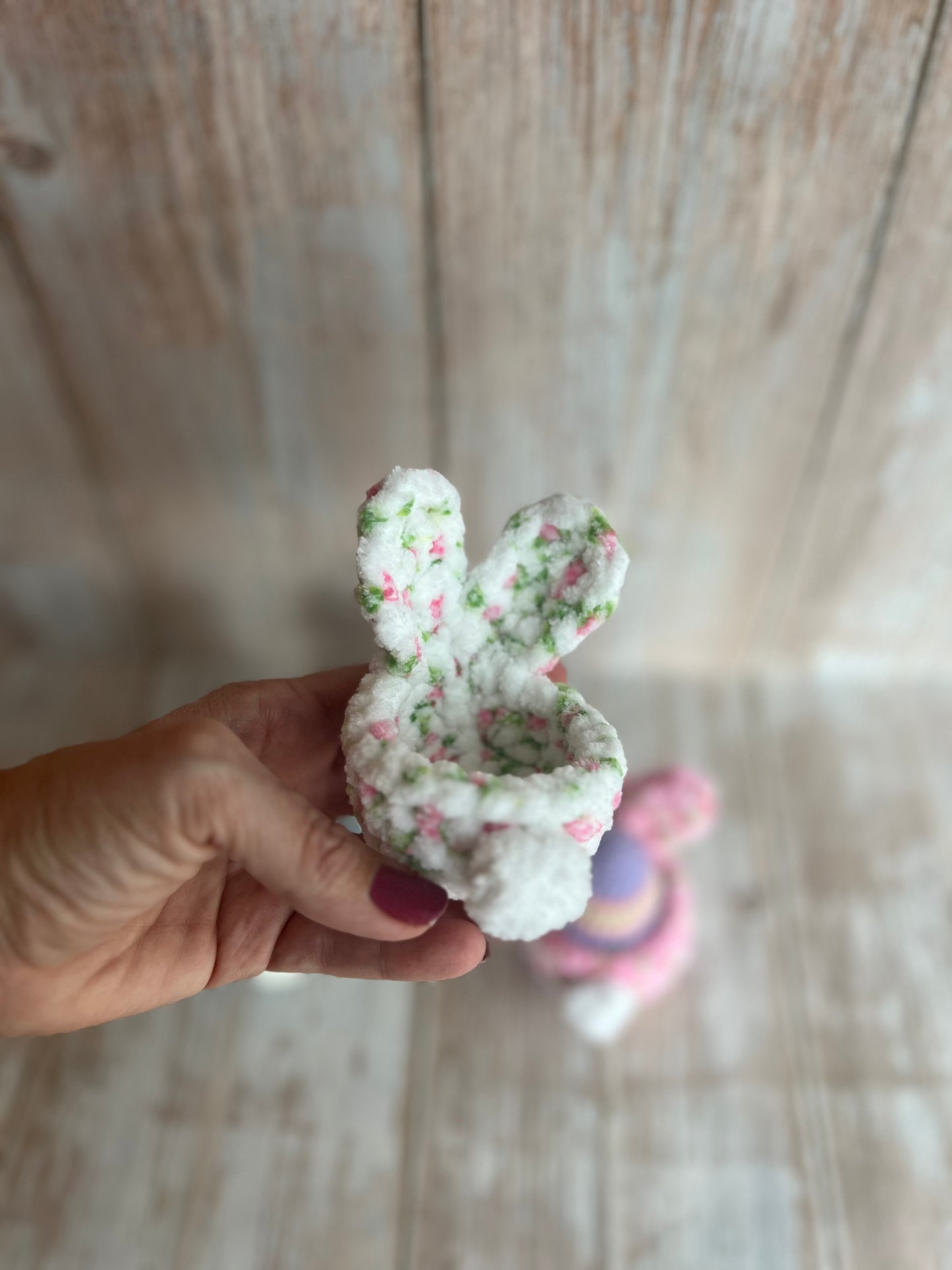 Crocheted Easter Bunny Egg Holder, Handmade Plush Bunny Egg Holder – Soft Easter Decoration with Pom-Pom Tail, Unique, Handmade, Readymade